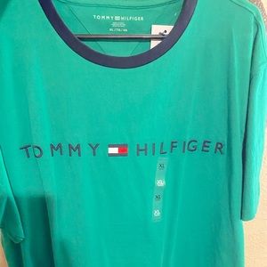 Very nice Tommy Hilfiger T-shirt and very comfortable